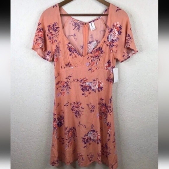 Abound Mini Dress Short Sleeve Skater V Neck Pink Coral Floral size L - Picture 1 of 14